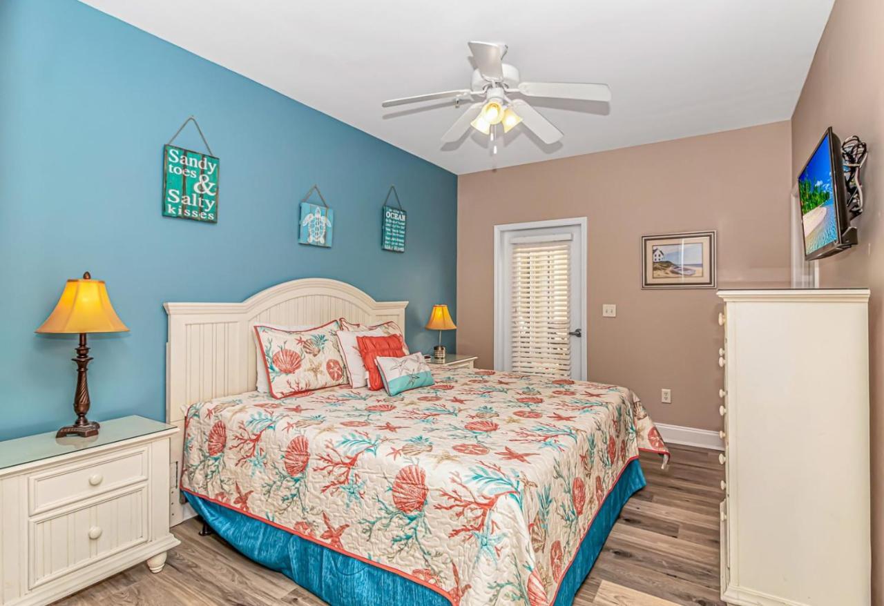 Ocean Breeze Luxury Villas 3D, Nicely Updated! Across From The Ocean! Sleeps 18 ! Мертл-Біч Екстер'єр фото